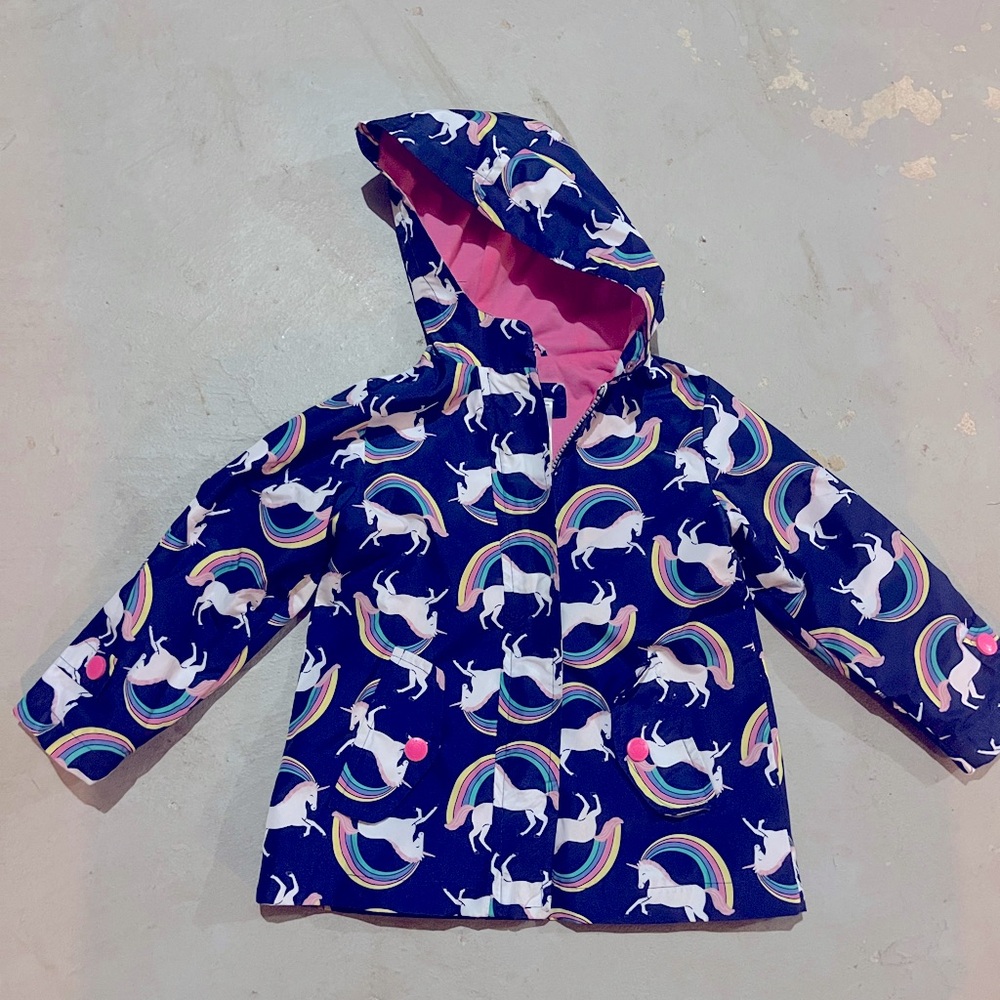 Unicorn raincoat with hood and pockets